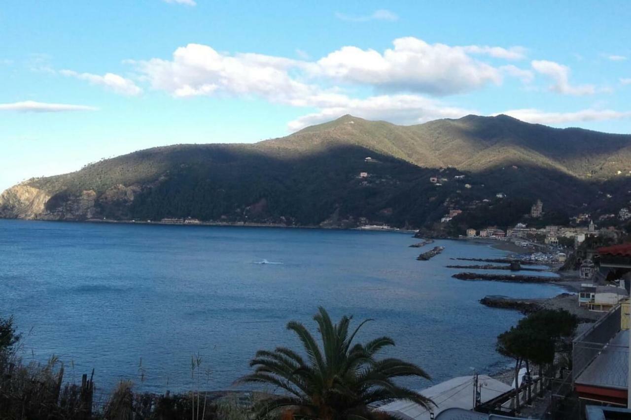 モネーリア Un Gioiello Con Vista Mareヴィラ エクステリア 写真