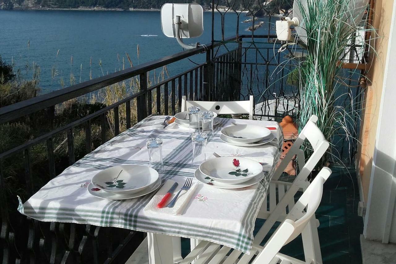 モネーリア Un Gioiello Con Vista Mareヴィラ エクステリア 写真